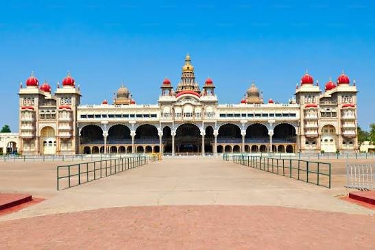 Majestic Mysore – Heritage Garden Escape